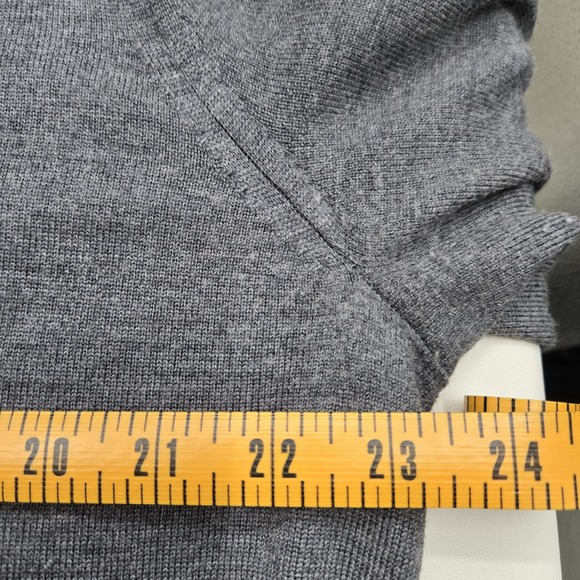 Banana Republic Cardigan Sweater Men's XL Gray 100% Merino Wool Preppy Buttons - Picture 9 of 11